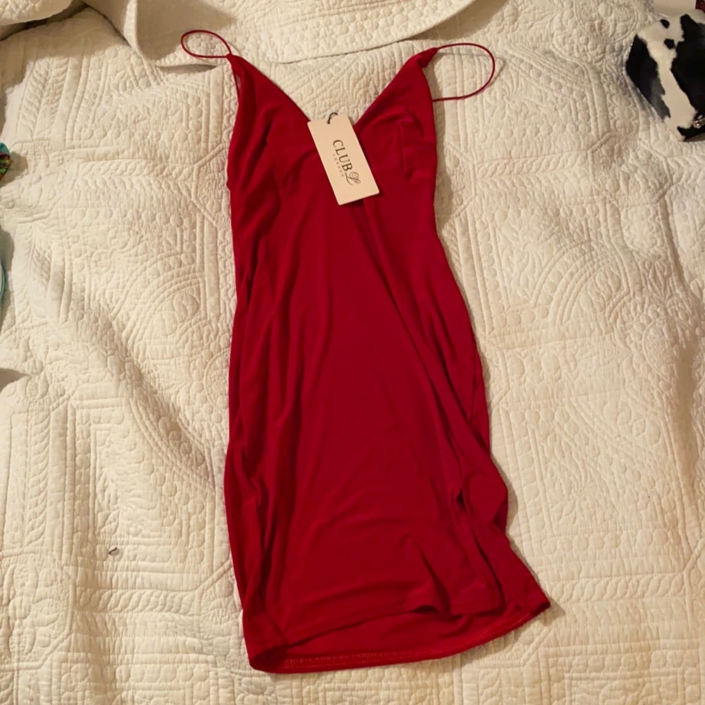 Red bodycon dress